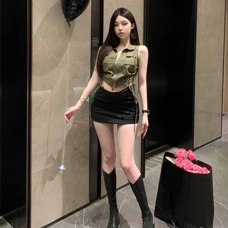 Vest Pocket Sleeveless Top With Lapels