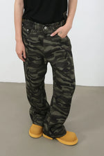 cf4b8d18-c809-4c0f-82d2-62e5ea247fb7-Max