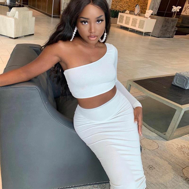 Two-Piece Fashion Ladies One-Shoulder Top and Hip Skirt