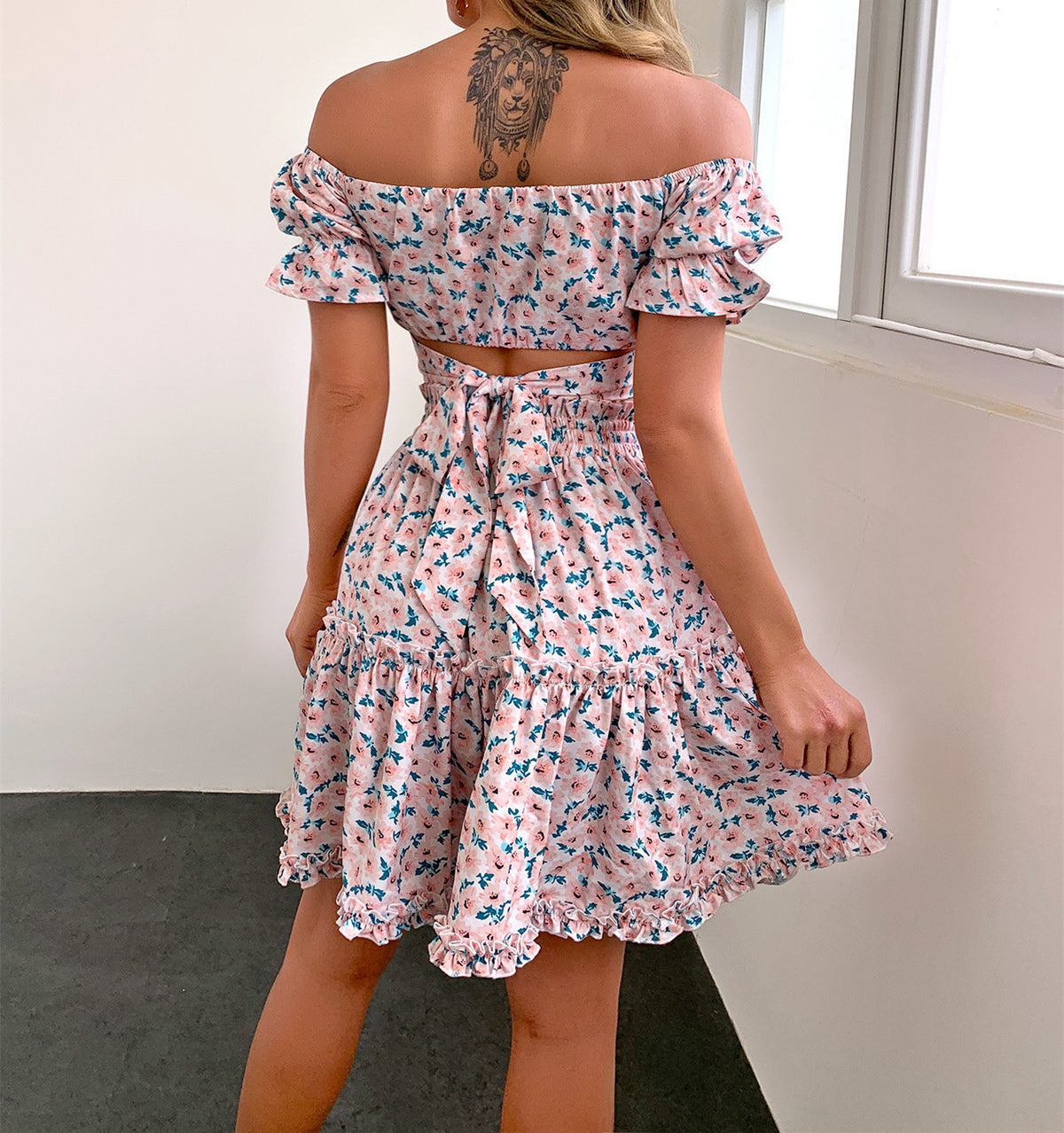 Floral Two-piece Off-shoulder Sleeve Top Mini Skirt Set