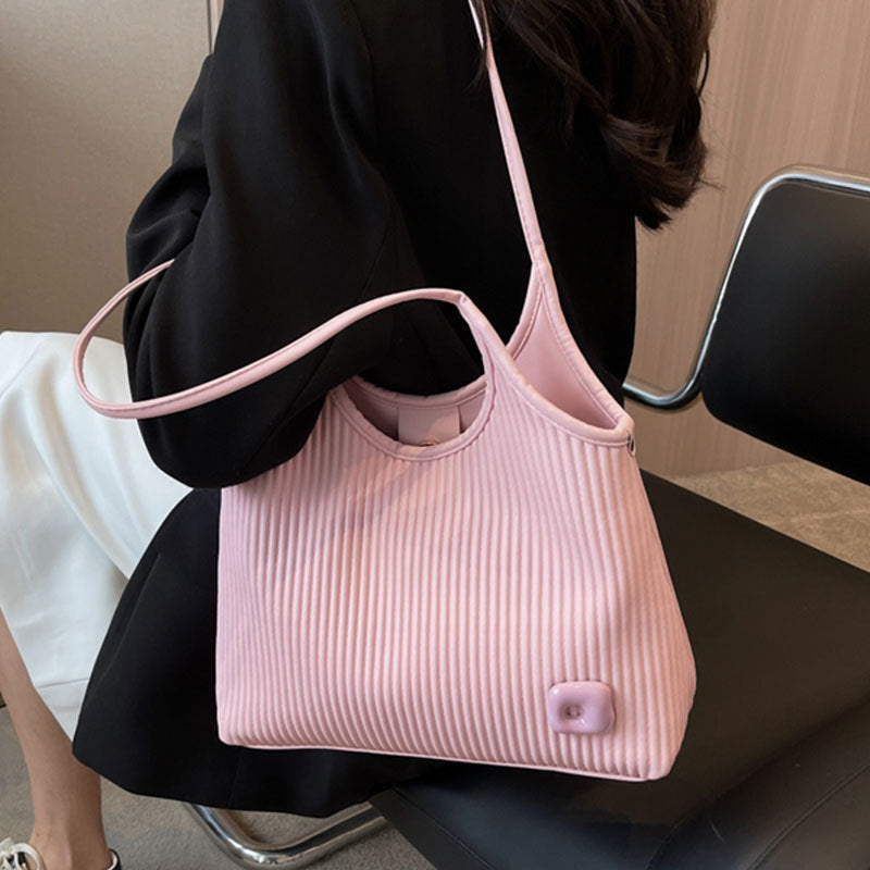 Shoulder Niche Women New Fashion Commuter Western Style Hand Carrying